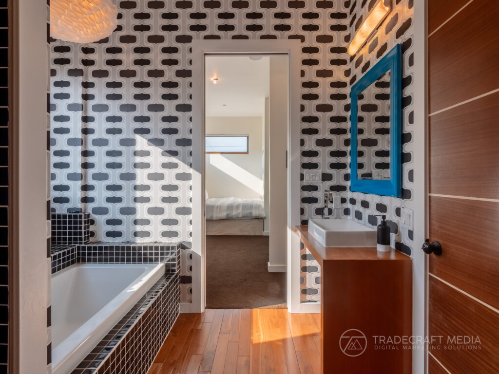 Captured By TJ Sigouin